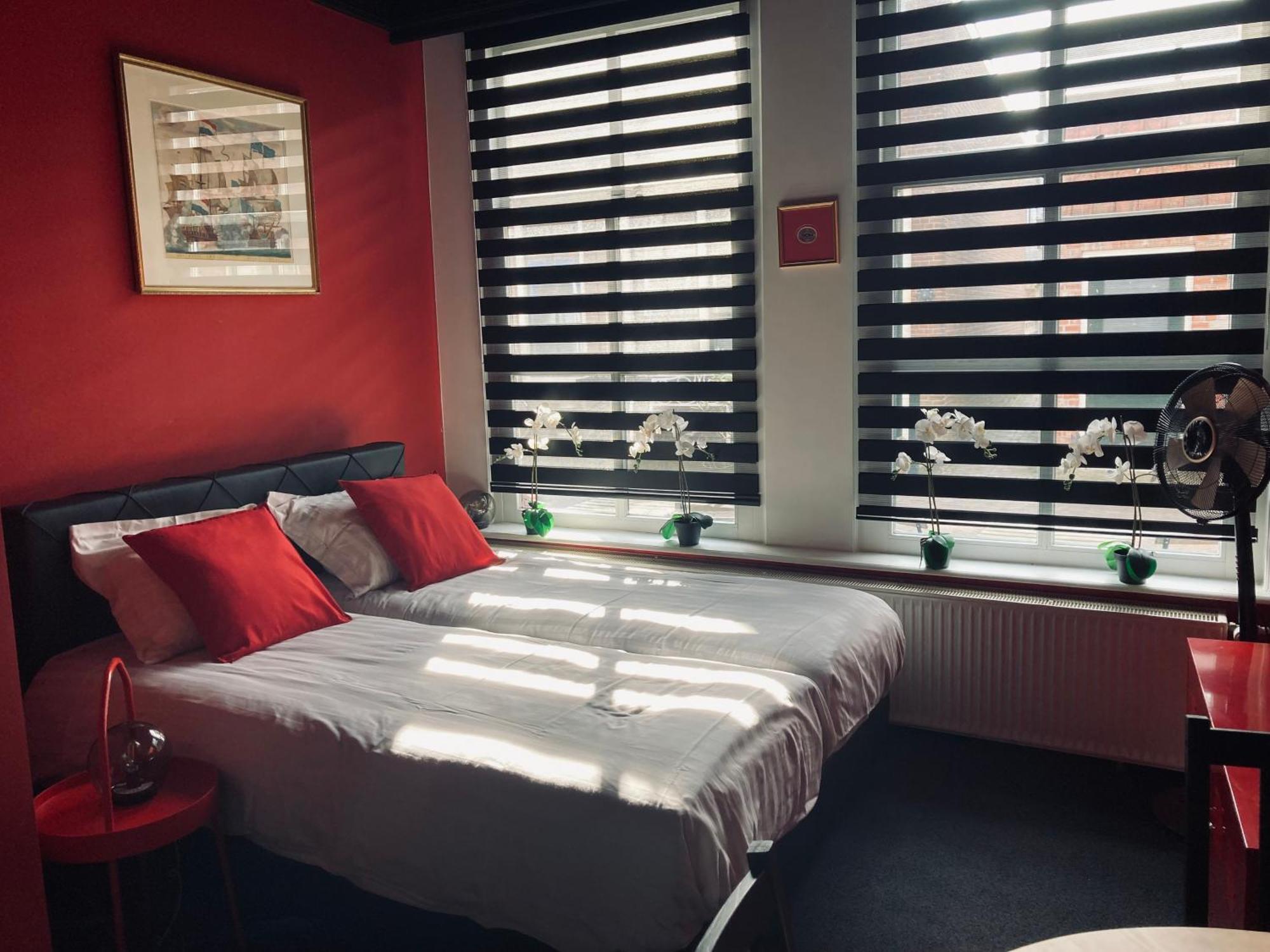 B&B With Or Without De Schuur Zierikzee Exteriör bild
